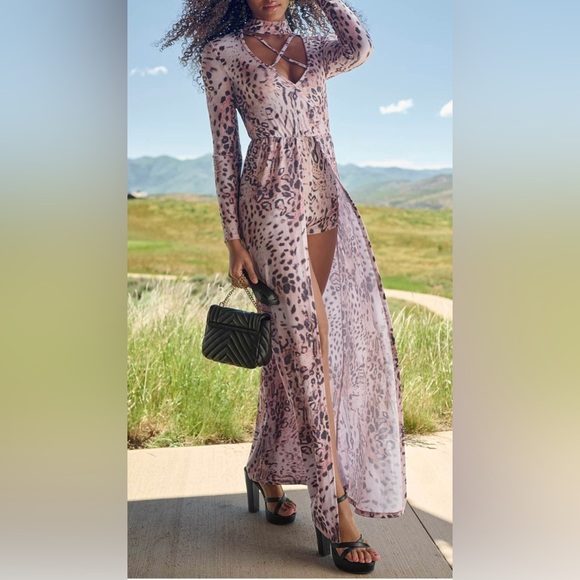 Venus Sexy Long Leopard Romper with Mock Neck and Strappy Detail, NWOT, XS - Picture 3 of 16